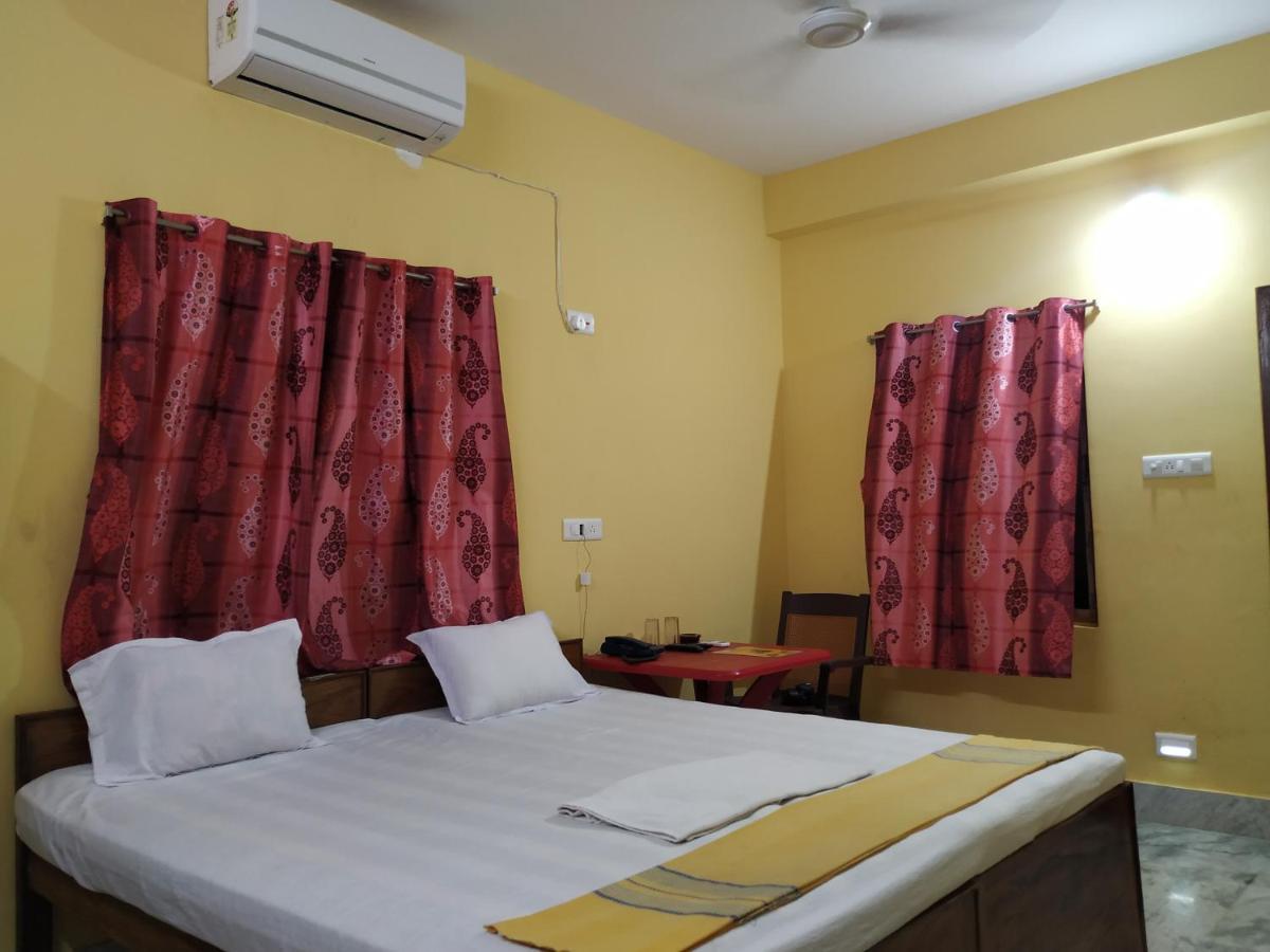 Bhalobasa Anandabas Hotel Болпур Екстериор снимка