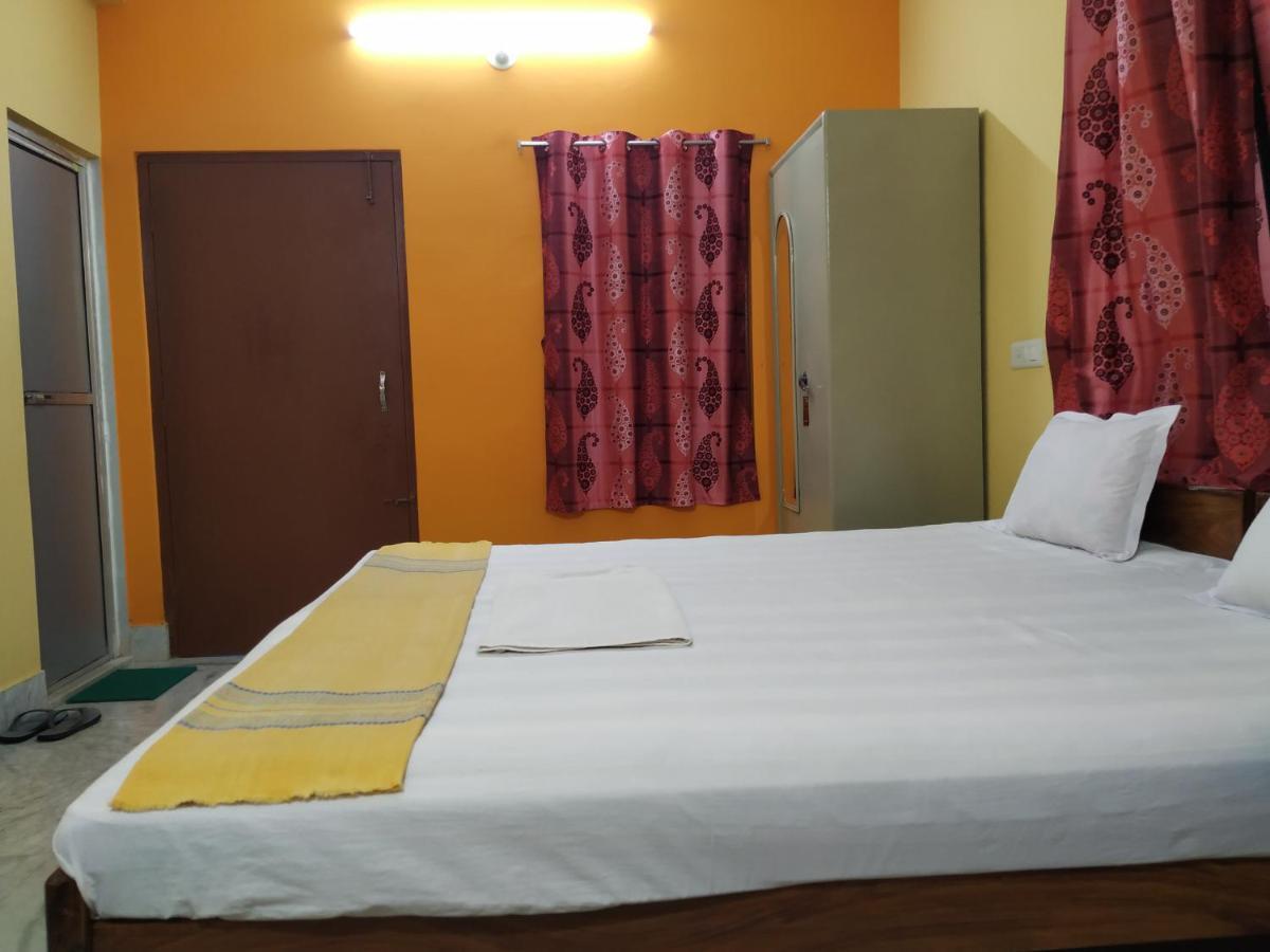 Bhalobasa Anandabas Hotel Болпур Екстериор снимка