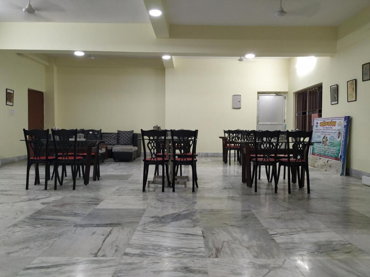 Bhalobasa Anandabas Hotel Болпур Екстериор снимка