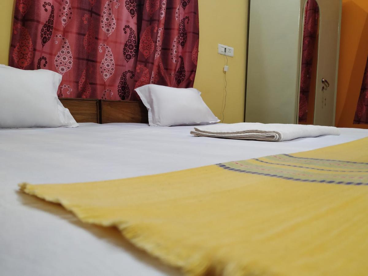 Bhalobasa Anandabas Hotel Болпур Екстериор снимка