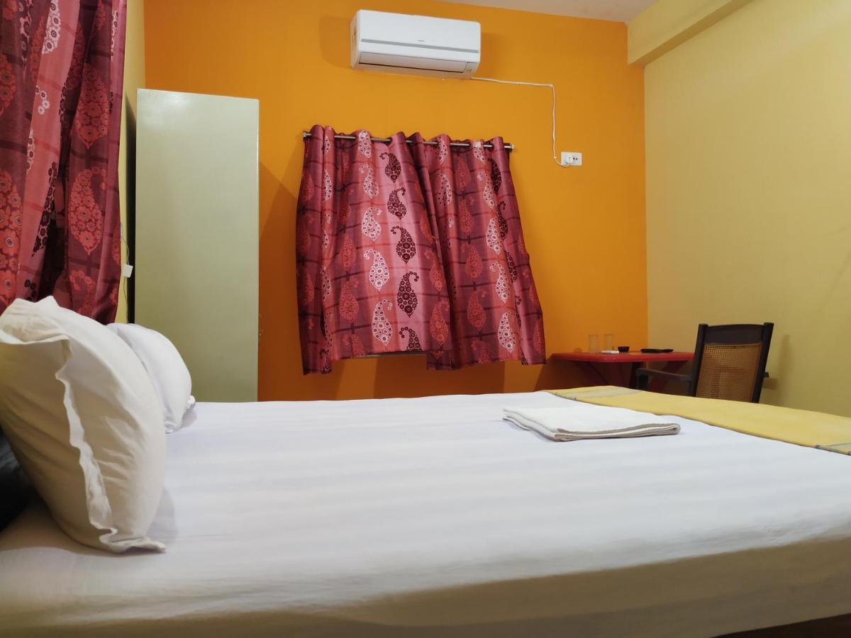 Bhalobasa Anandabas Hotel Болпур Екстериор снимка