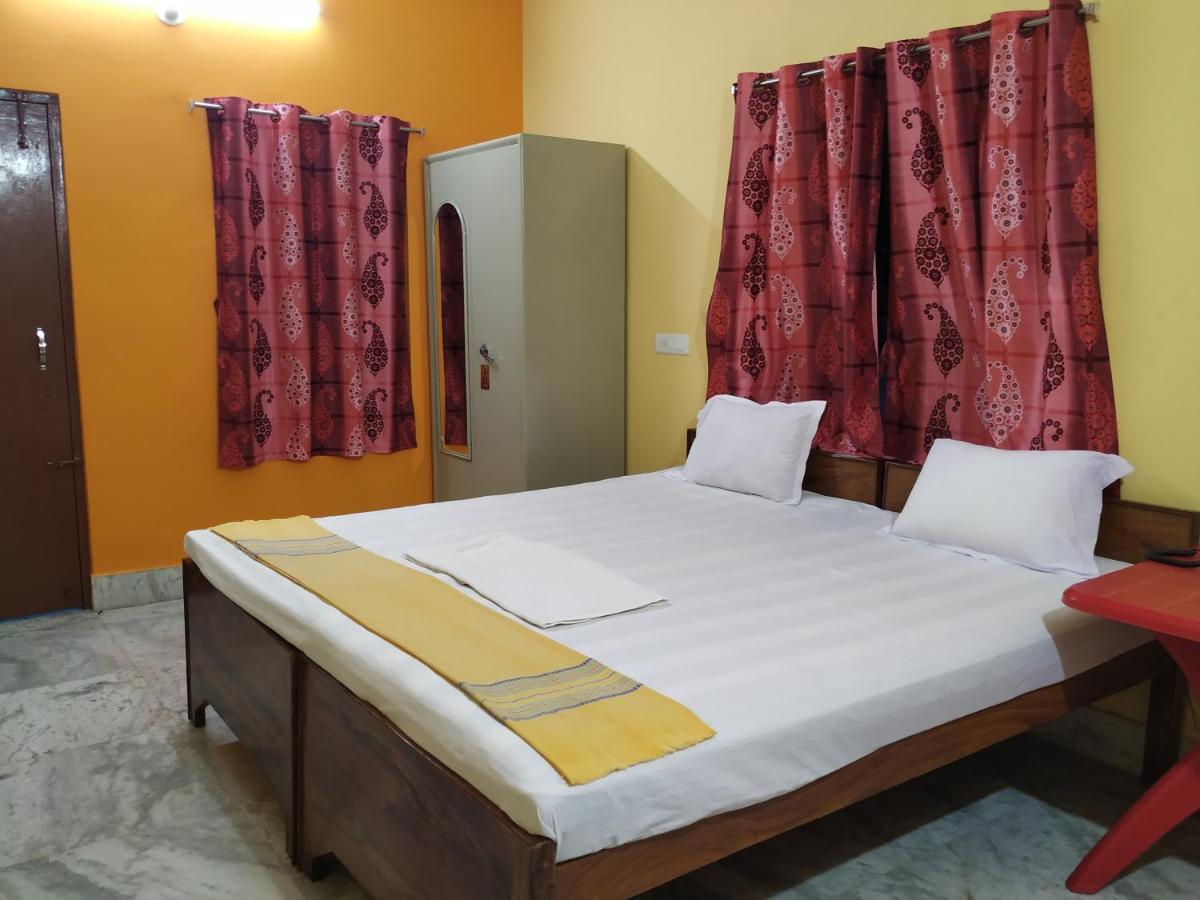 Bhalobasa Anandabas Hotel Болпур Екстериор снимка
