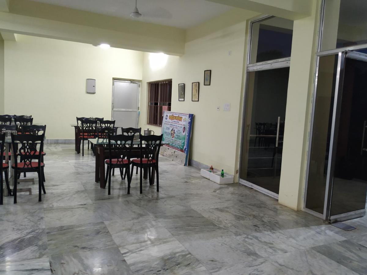 Bhalobasa Anandabas Hotel Болпур Екстериор снимка